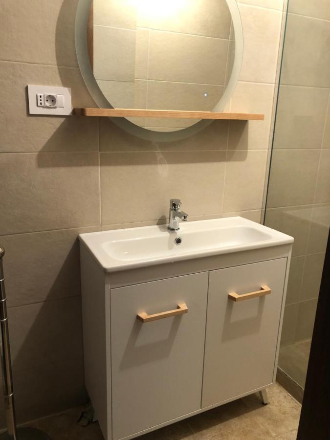 Apartament 2 Camere La Casa - Bucuresti Eksteriør bilde