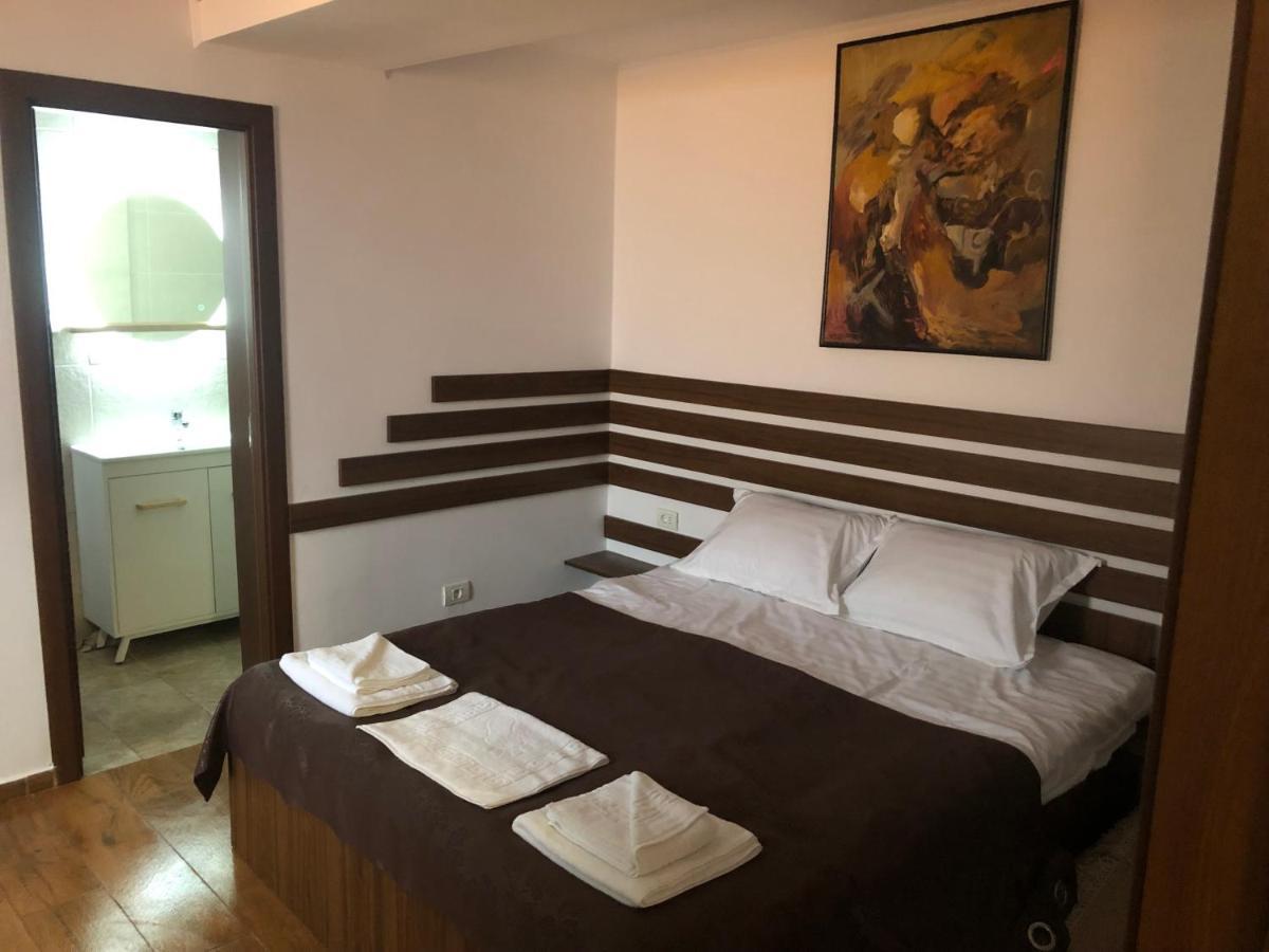 Apartament 2 Camere La Casa - Bucuresti Eksteriør bilde
