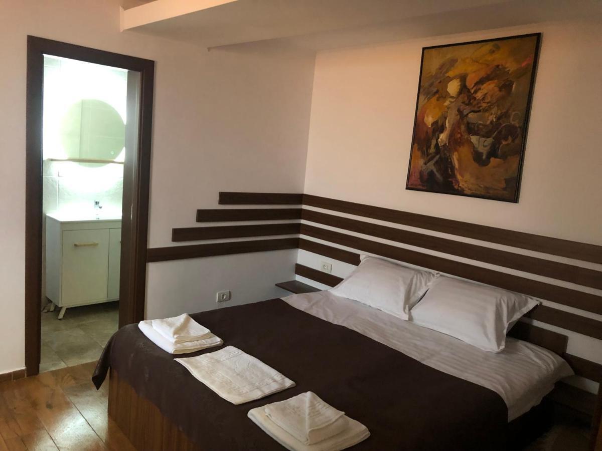 Apartament 2 Camere La Casa - Bucuresti Eksteriør bilde