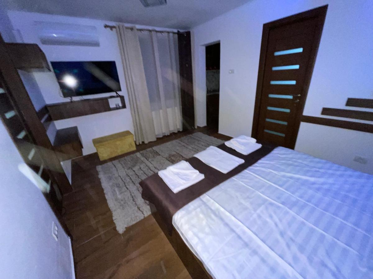 Apartament 2 Camere La Casa - Bucuresti Eksteriør bilde